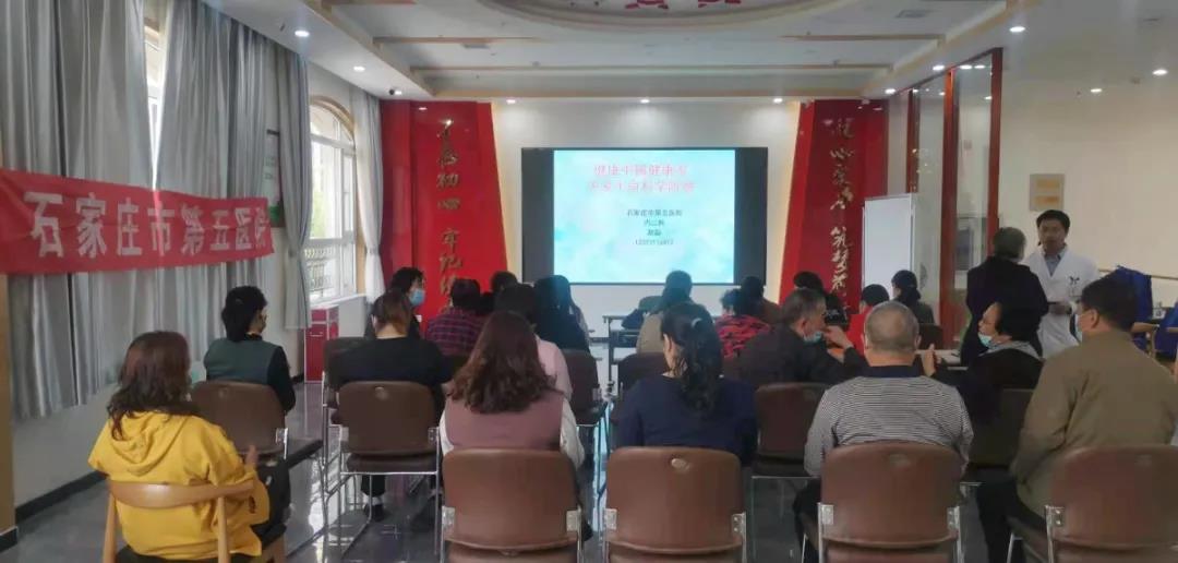 市五院开展肿瘤防治周宣传活动