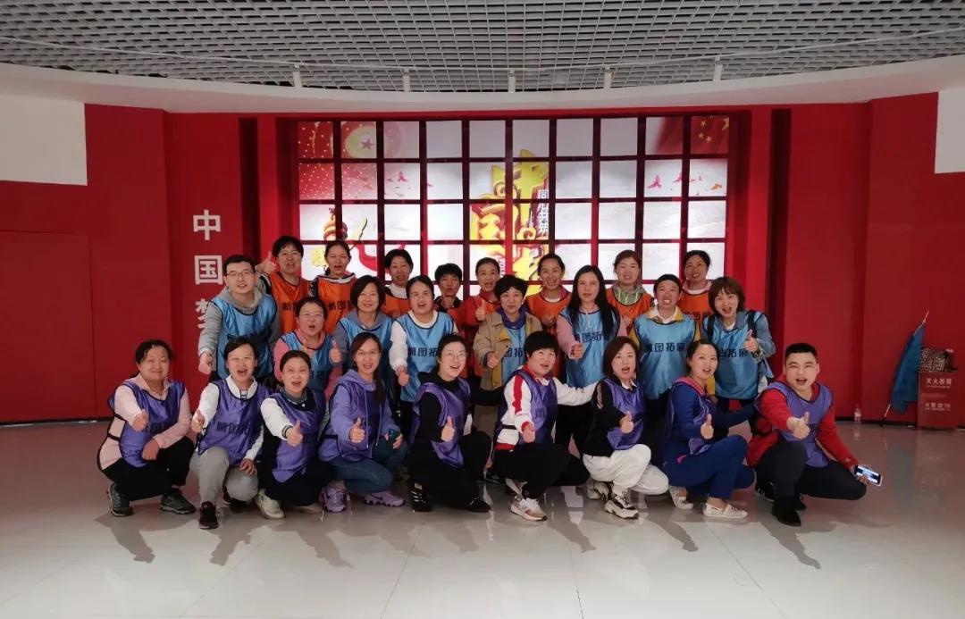 护士长户外拓展训练激发护理团队活力