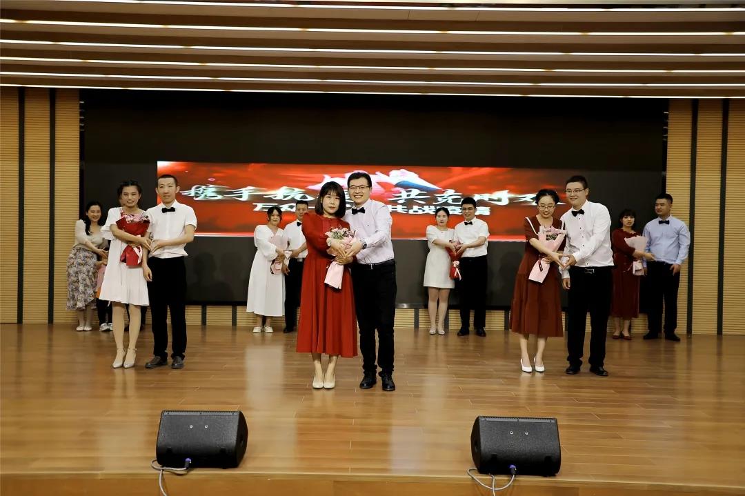 昔日携手共克时艰，今朝欢庆起航扬帆 ——石家庄市第五医院举行5·12国际护士节庆祝活动