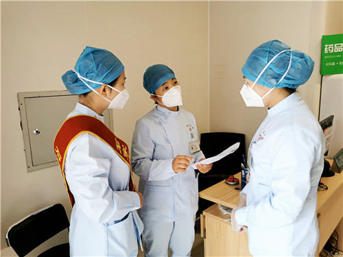 天使在门诊 服务我先行