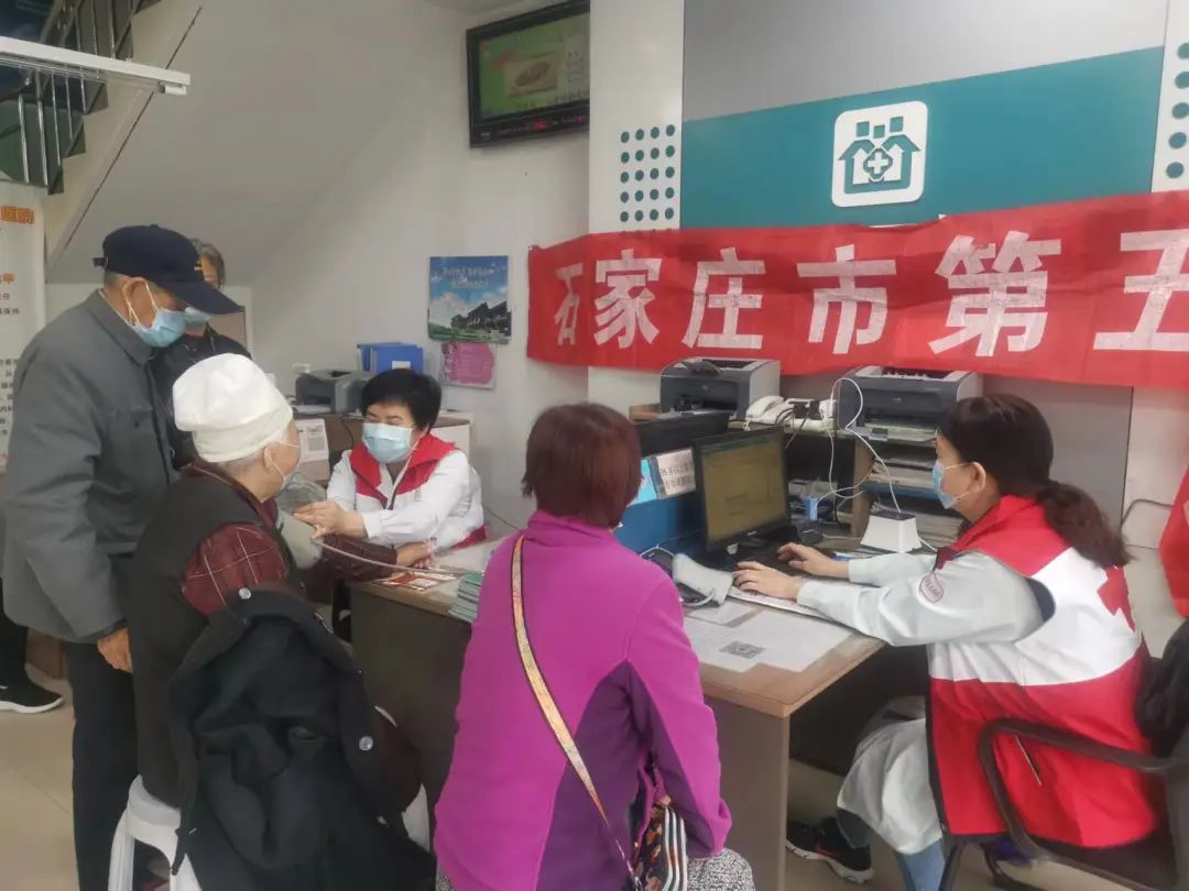市五院开展红十字博爱周活动
