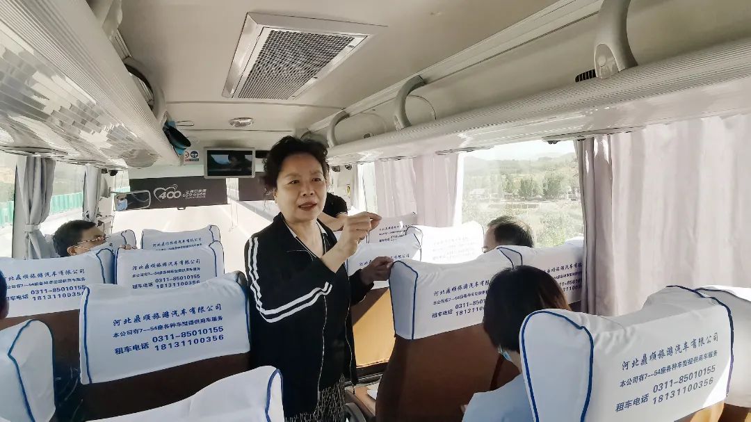 市五院开展“帮扶走亲”和“志愿服务”活动 市五院开展“帮扶走亲”和“志愿服务”活动