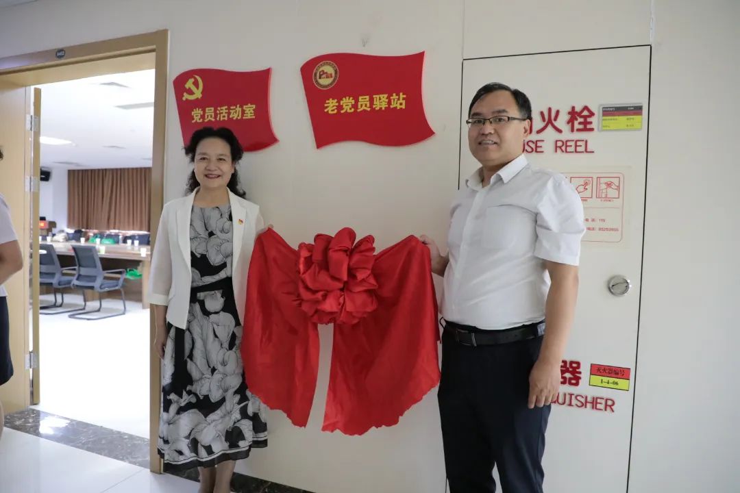 “喜迎二十大 共庆建院73周年”——市五院组织离退休职工贺院庆、话发展 “喜迎二十大 共庆建院73周年”——市五院组织离退休职工贺院庆、话发展