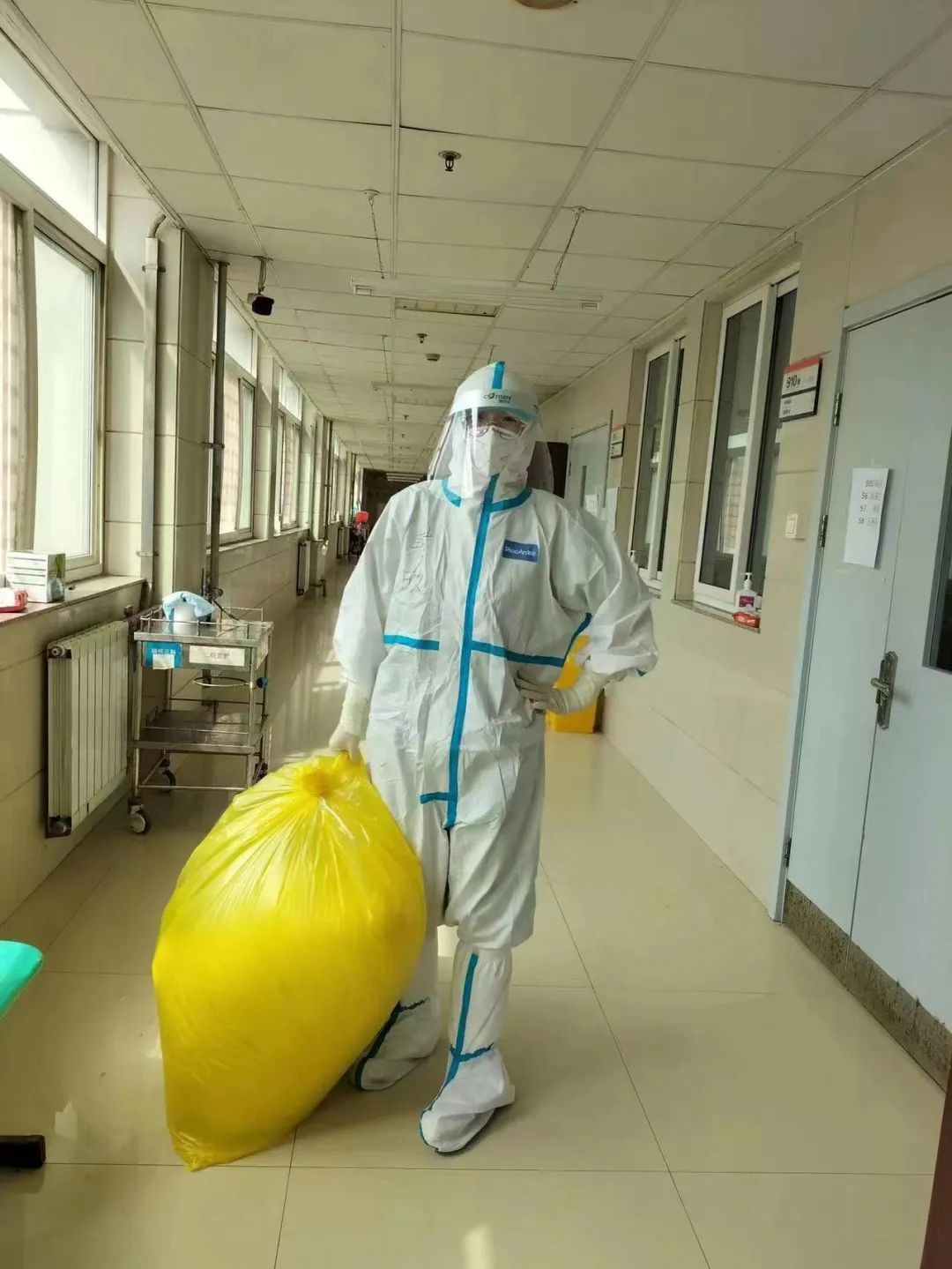 让我猜猜你是谁！