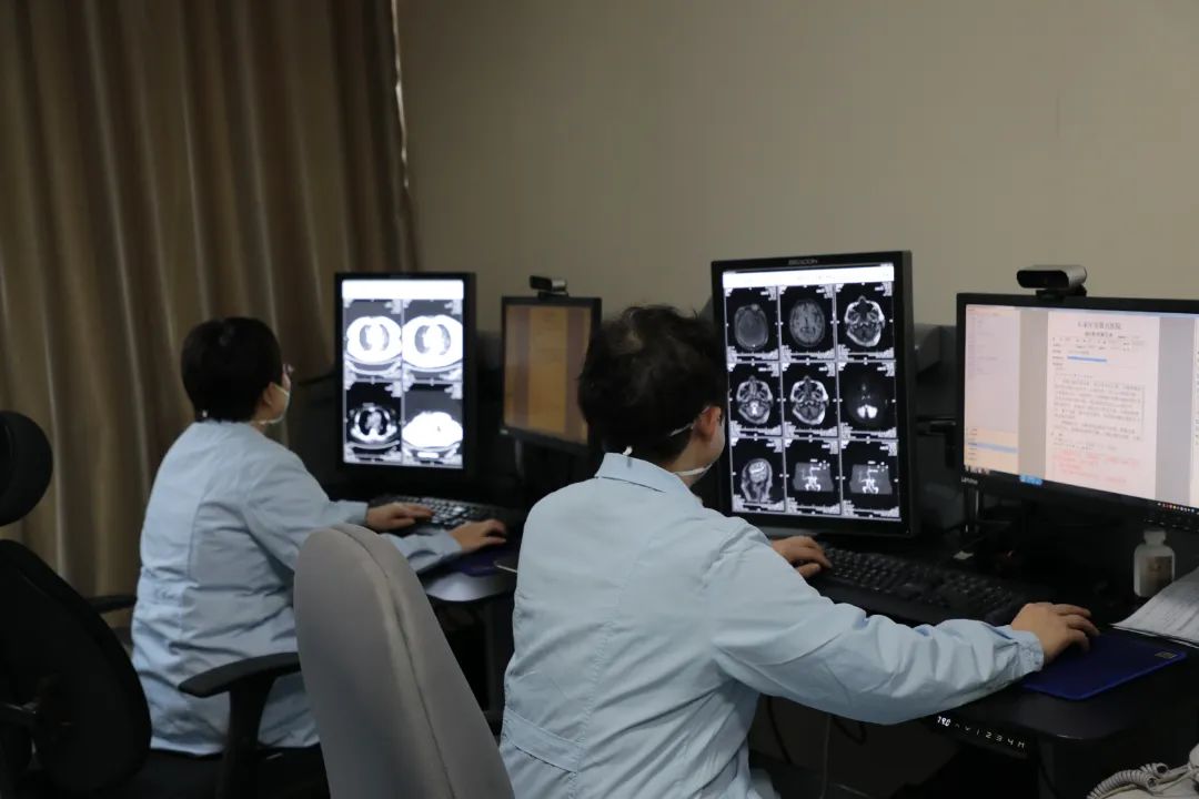 市五院放射科：临床医师的慧眼，黑白世界里的侦察兵
