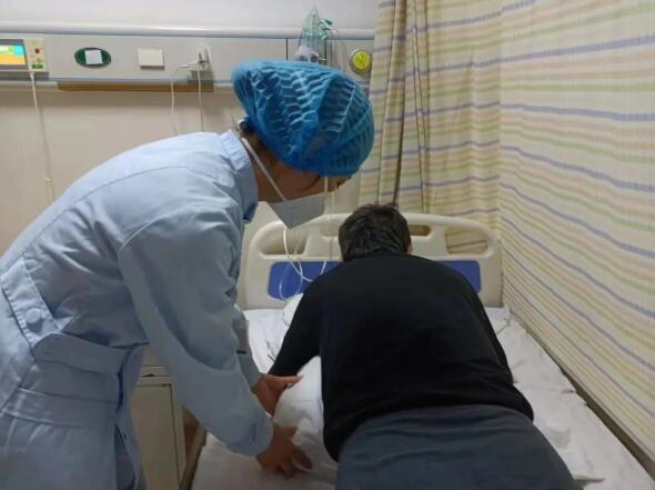 医护全力救治 患者收获感动——这个春节很暖！