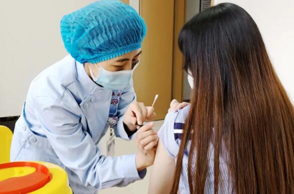 专家提醒:预防宫颈癌,HPV疫苗怎么选? 专家提醒:预防宫颈癌,HPV疫苗怎么选?