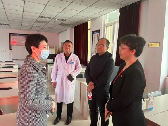 “市五院专家走基层”活动正式启动 “市五院专家走基层”活动正式启动