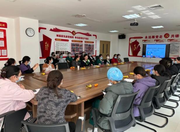 专业小组齐努力 护理队伍强素质