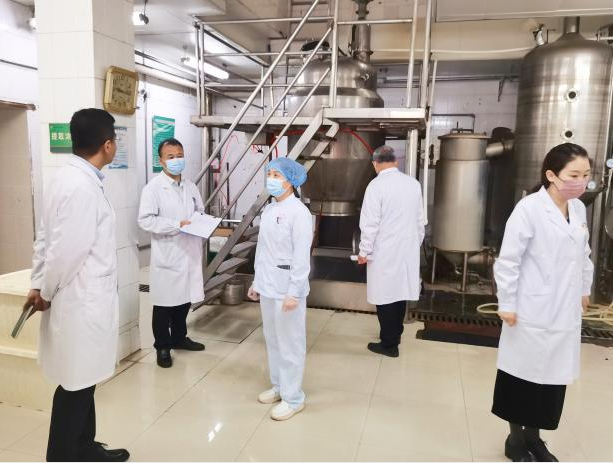 院长深入一线开展节前安全生产检查