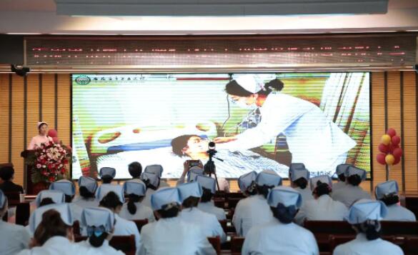 市五院举办5.12国际护士节庆祝暨表彰大会