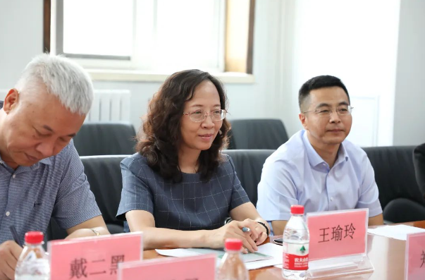 共商合作大计 共谋发展新篇章——市五院党委书记带队赴首都医科大学附属佑安医院共商技术合作