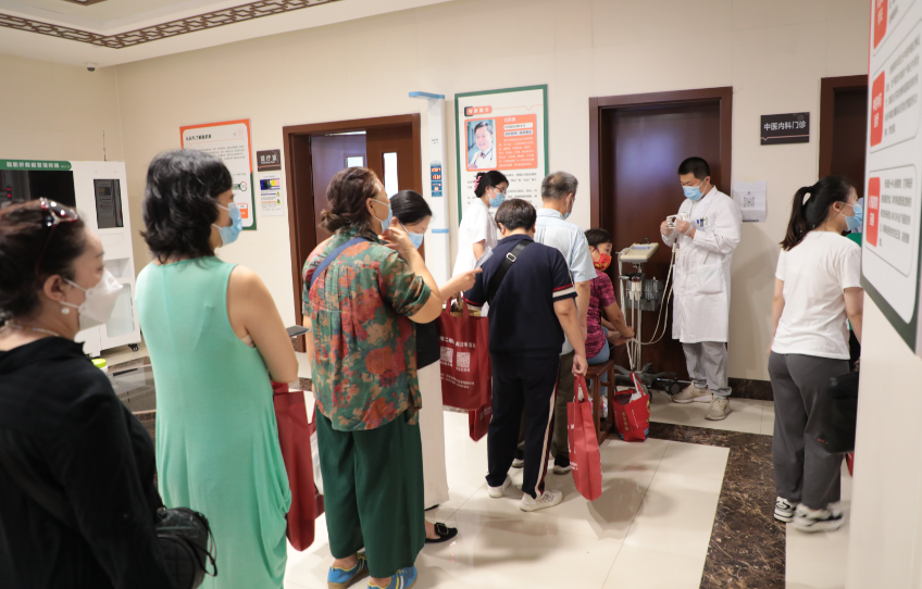 市五院多形式、多举措开展“就医体验日”活动