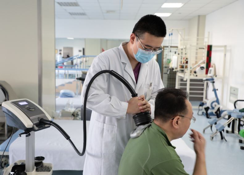 市五院多形式、多举措开展“就医体验日”活动