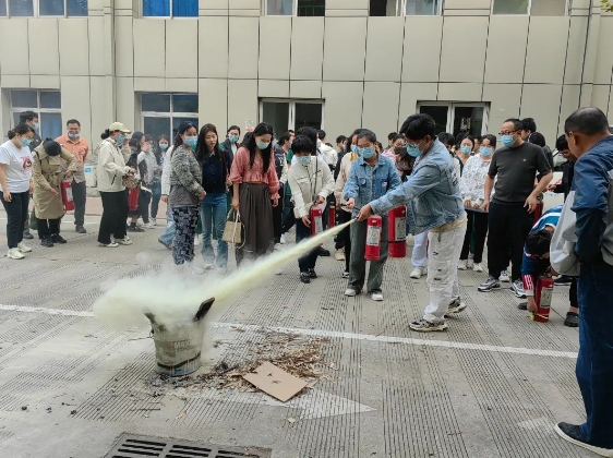 凝“新”聚力 追光前行——石家庄市第五医院举办2023年度岗前培训