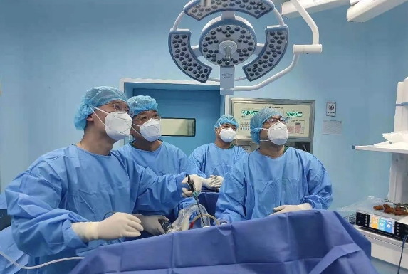 市五院腹腔镜下胆囊切除术为患者解忧！