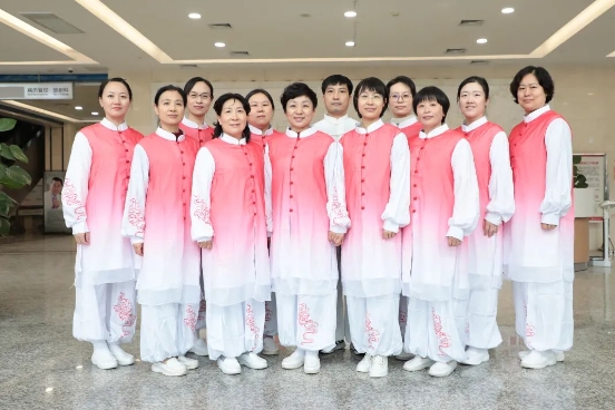 @所有人!家人们,快来为市五院八段锦参赛作品投票吧! @所有人!家人们,快来为市五院八段锦参赛作品投票吧!