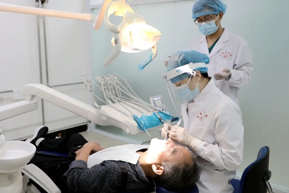 五院专家讲堂：口腔也有“春节病”，健康护理莫大意