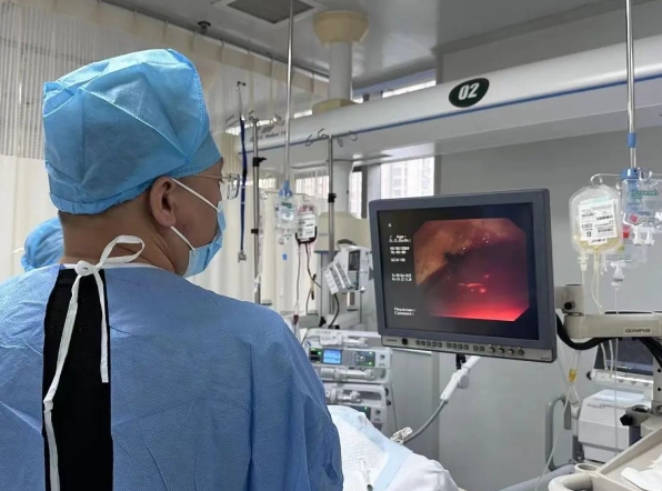 春节美食多，肝硬化患者要警惕消化道出血！