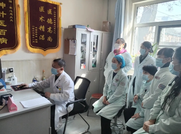 共筑健康社区，市五院首席专家在行动