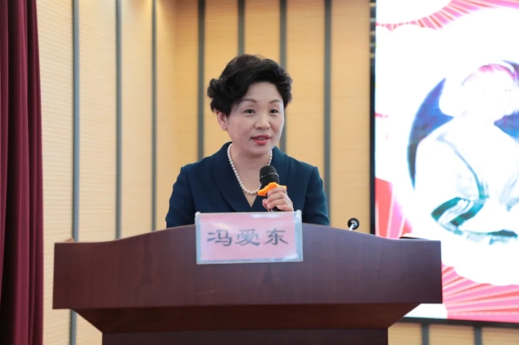 石家庄市第五医院召开“5·12”国际护士节表彰大会 石家庄市第五医院召开“5·12”国际护士节表彰大会