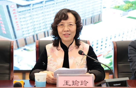 昂首“巳”意启新程 “蛇”我其谁谱新篇——石家庄市第五医院召开2024年度总结表彰大会暨第八届职工代表大会第四次会议