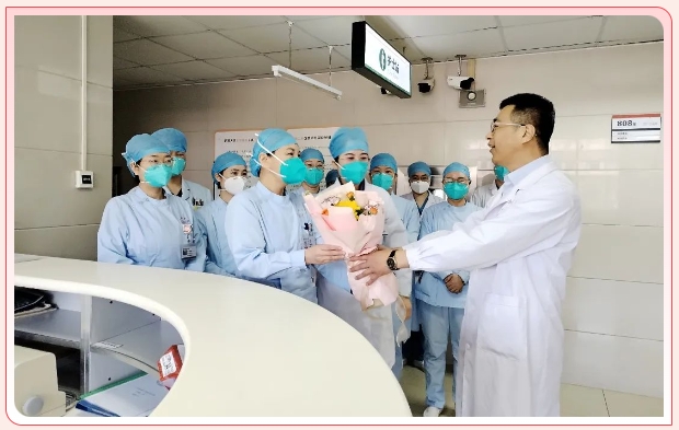 护士节系列活动 | 致敬白衣天使 传递关心温暖 ——石家庄市第五医院开展“5·12”国际护士节暖心慰问活动 护士节系列活动 | 致敬白衣天使 传递关心温暖 ——石家庄市第五医院开展“5·12”国际护士节暖心慰问活动