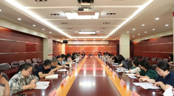 以青春之智慧 续写医院发展新篇——石家庄市第五医院召开青年医学人才座谈会 以青春之智慧 续写医院发展新篇——石家庄市第五医院召开青年医学人才座谈会