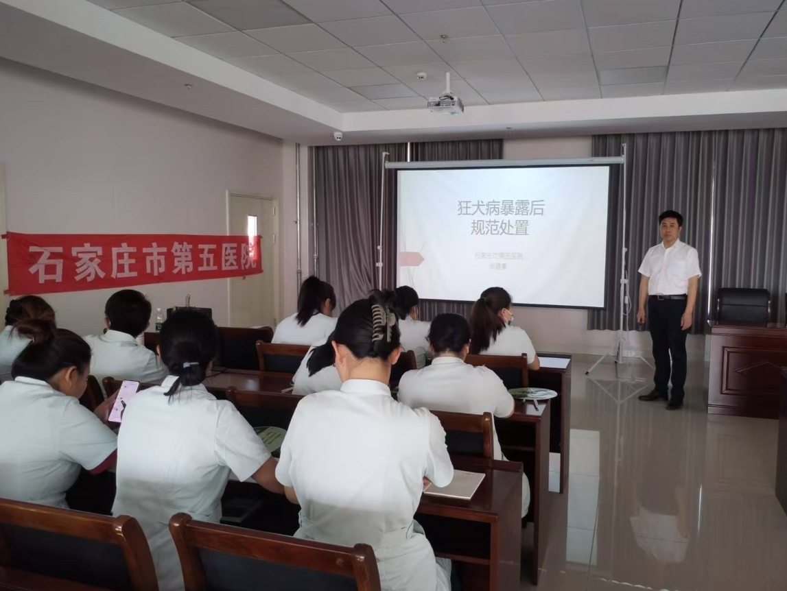 守护生命 “救”在身边 ——石家庄市第五医院开展多场景急救技能培训活动 守护生命 “救”在身边 ——石家庄市第五医院开展多场景急救技能培训活动