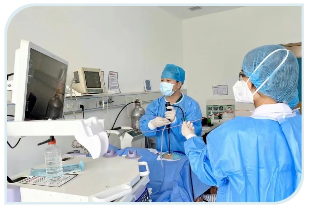 小小一根镜子，解决患者脓堵大问题！