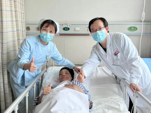 跨越国界的信任 | 石家庄市第五医院感染六科成功救治马来西亚肝硬化伴消化道出血患者 跨越国界的信任 | 石家庄市第五医院感染六科成功救治马来西亚肝硬化伴消化道出血患者