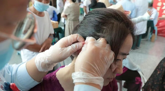 世界肝炎日——大型义诊惠民活动在石家庄市第五医院成功举办 世界肝炎日——大型义诊惠民活动在石家庄市第五医院成功举办