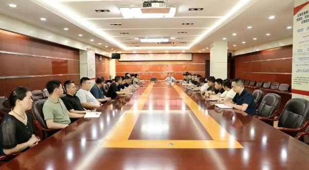 忆激情岁月 谱奉献新篇——石家庄市第五医院召开“八一”拥军慰问座谈会 忆激情岁月 谱奉献新篇——石家庄市第五医院召开“八一”拥军慰问座谈会