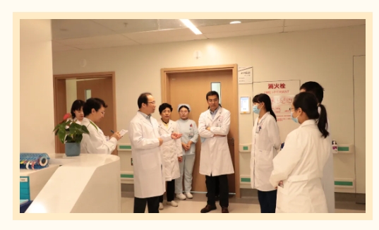 履新即履职，实干开新局——市五院党委书记郑欢伟履职首日深入临床医技科室调研